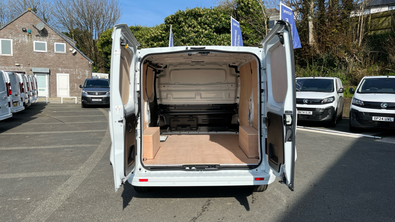 Renault Trafic Swb Diesel SL30 Blue dCi 150 Extra [Safety] Van